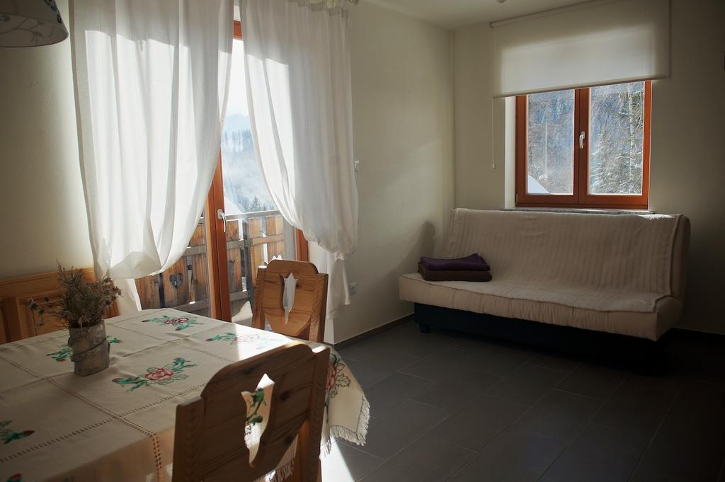 Guesthouse Planinski Dom Majerhold Solčava Esterno foto